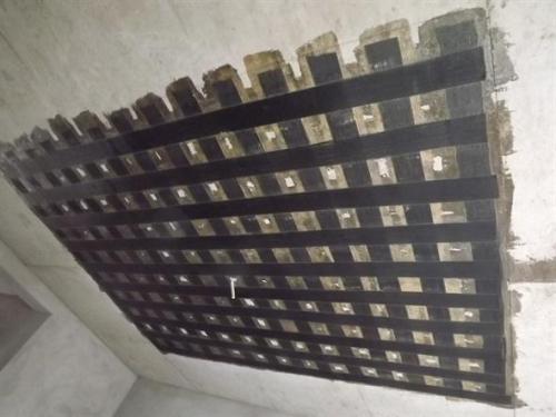 郑场镇楼板加固